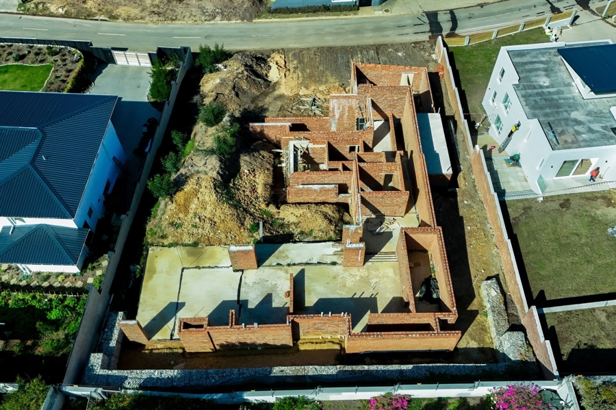 4 Bedroom Property for Sale in Whale Rock Western Cape